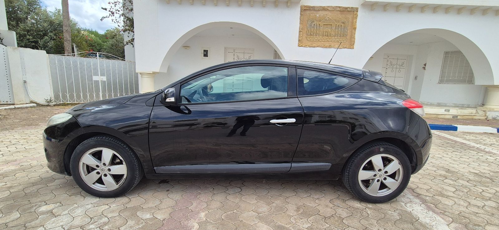 Renault Megane à Ariana - Photo 3