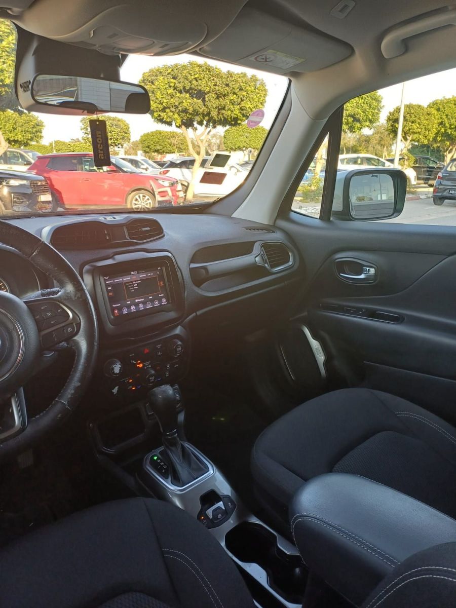 Jeep Renegade à Tunis - Photo 9