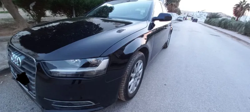Audi A4 Essence 2013 à Tunis - Photo 4