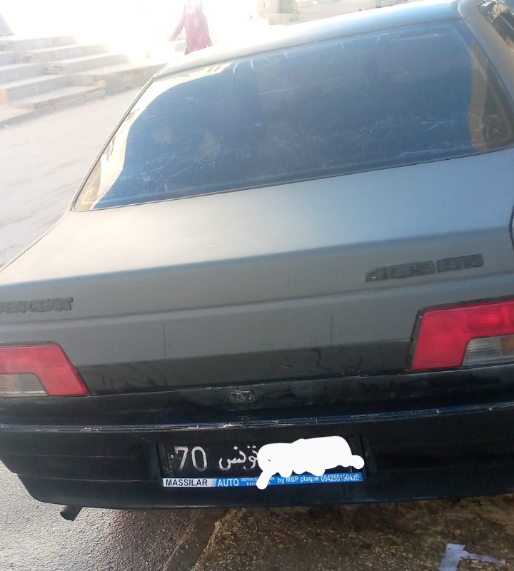 Peugeot 405 Essence 1994 à Manouba - Photo 1