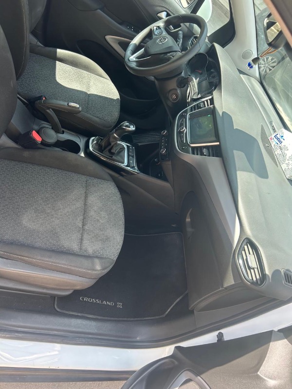 Opel Crossland X Essence 2021 à Ariana - Photo 9