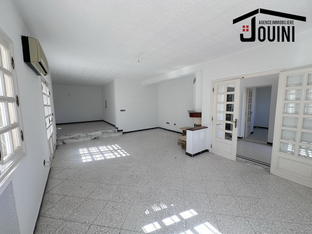     Villa s8 avec jardin à Tunis - Photo 1