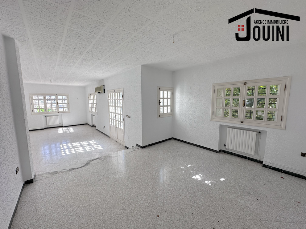     Villa s8 avec jardin à Tunis - Photo 2
