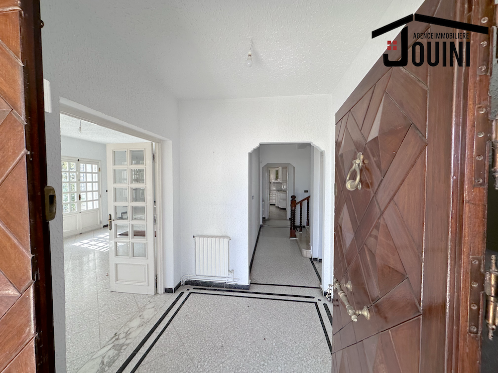     Villa s8 avec jardin à Tunis - Photo 4