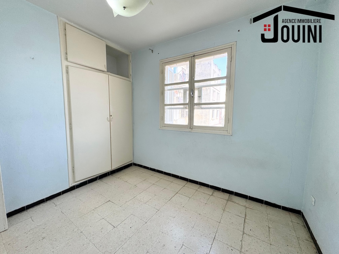     Appartement s3 à ksa à Tunis - Photo 2