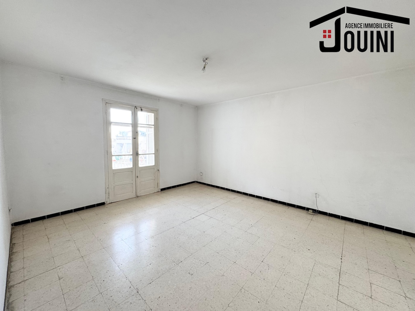     Appartement s3 à ksa à Tunis - Photo 4