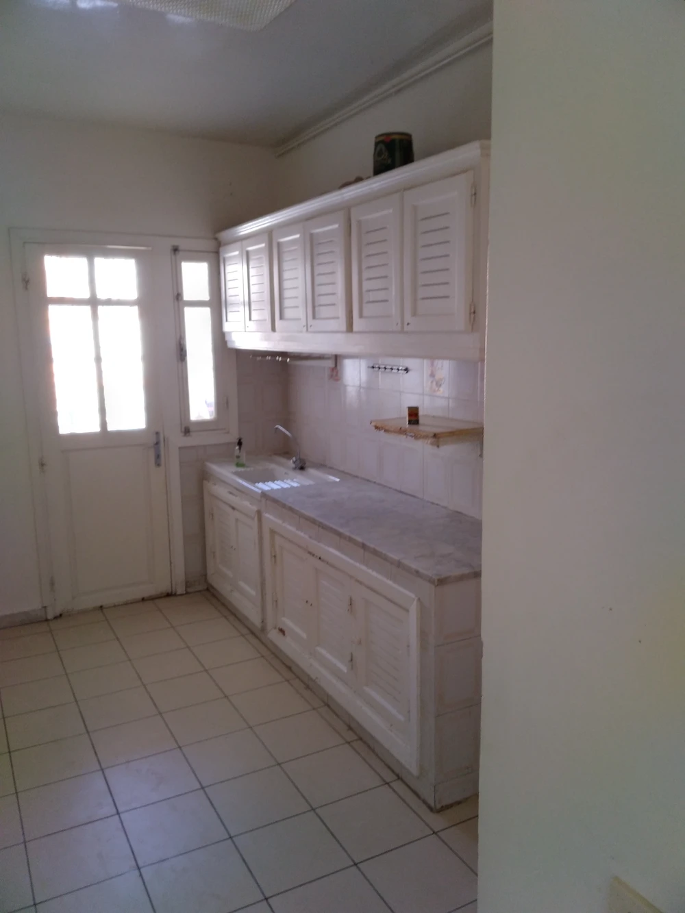    Apprtement spacieux et t à Tunis - Photo 3