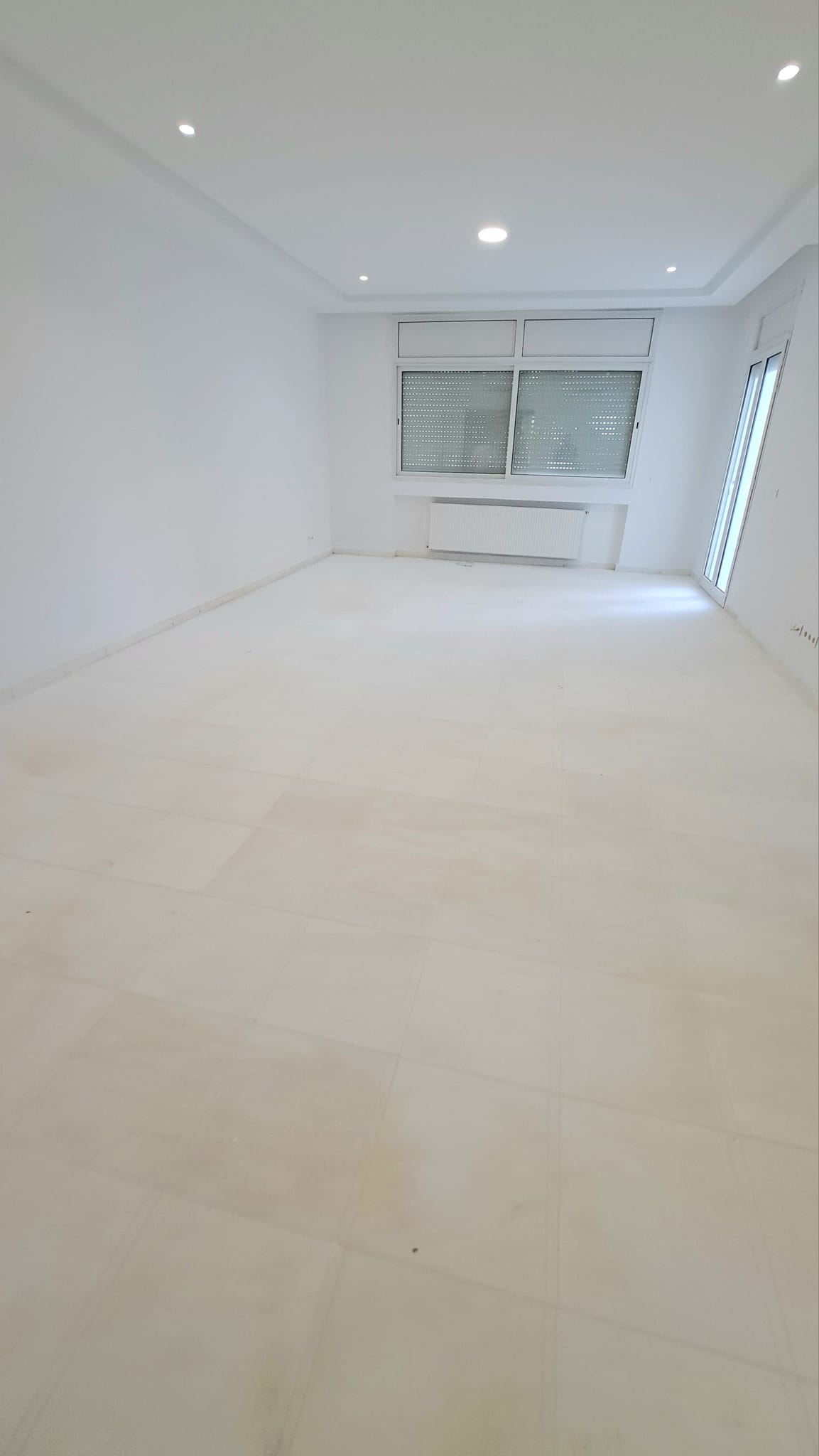     Appartement s3 au la à Tunis - Photo 3