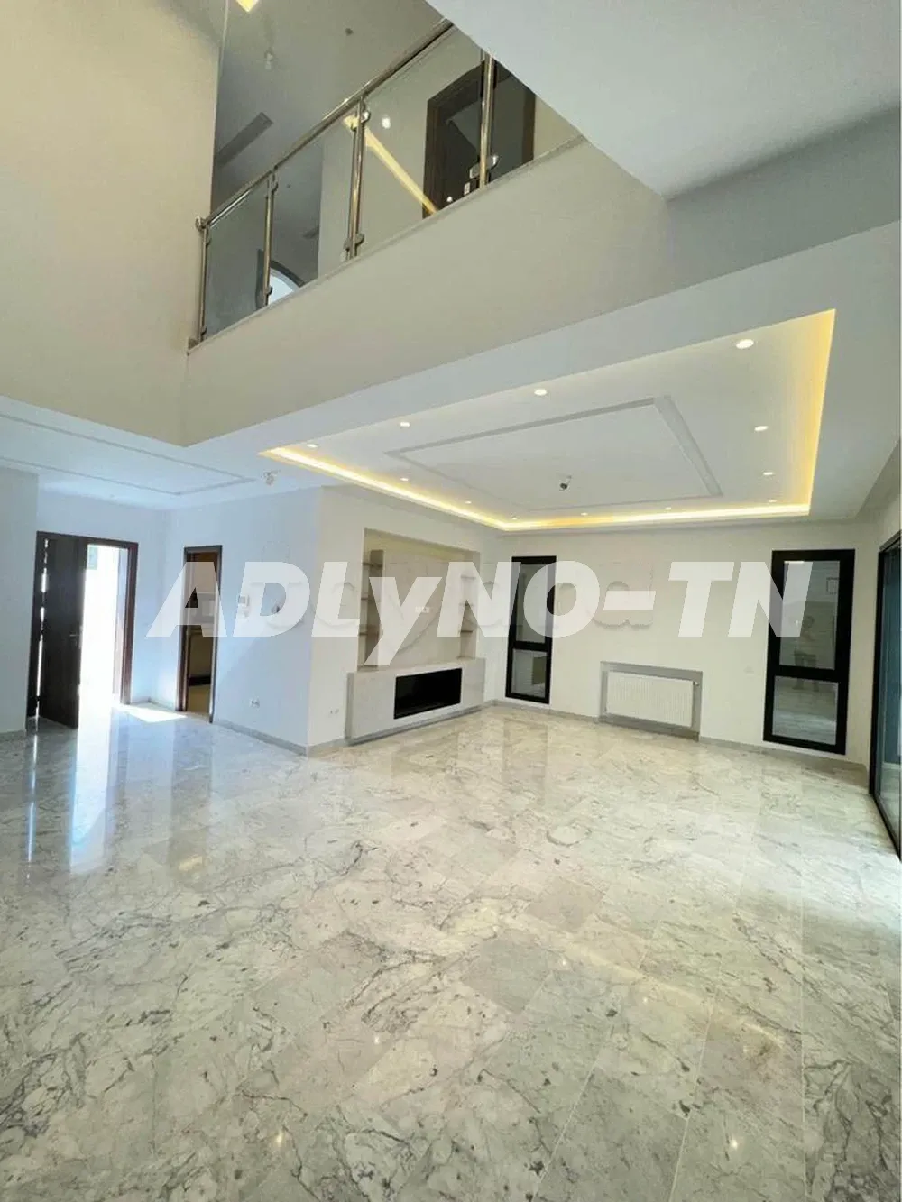 a vendre une villa S+3 avec piscine a la soukra à Ariana - Photo 5