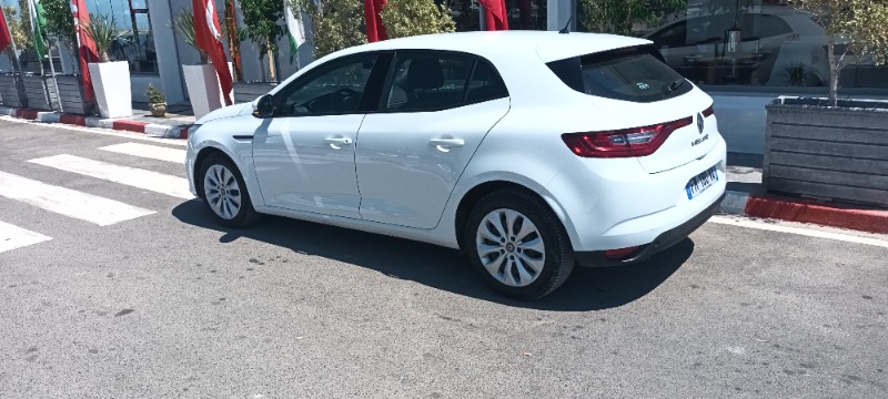 Renault Megane Diesel 2020 à Ariana - Photo 7
