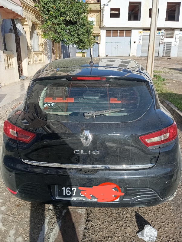 Renault Clio Essence 2012 à Nabeul - Photo 1
