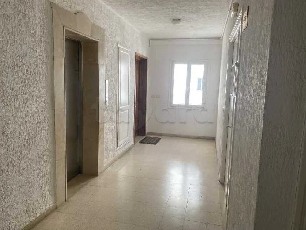  A louer un local commercial de 20m2 mourouj 5/6 