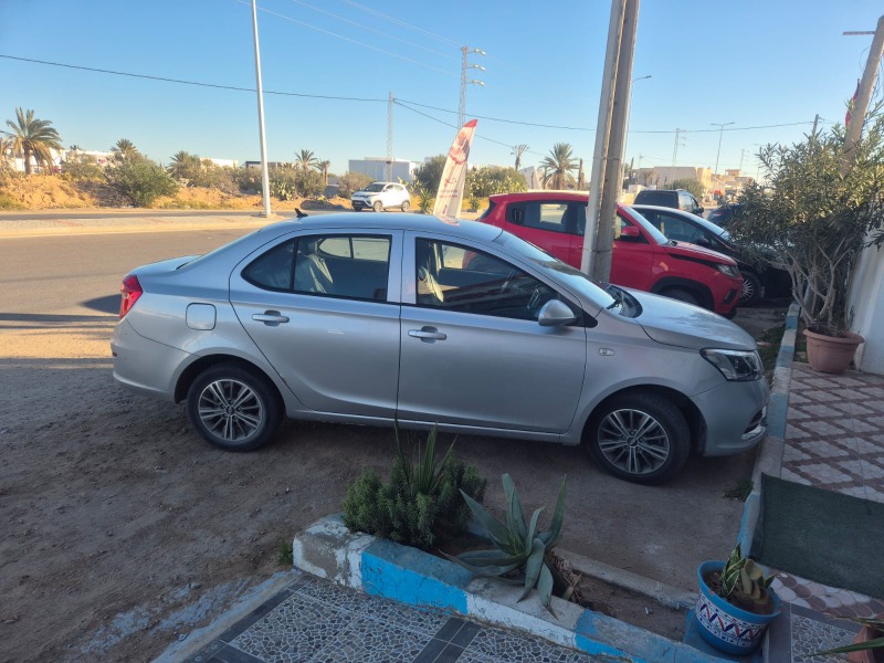 Chery A3 Essence 2022 à Medenine - Photo 2