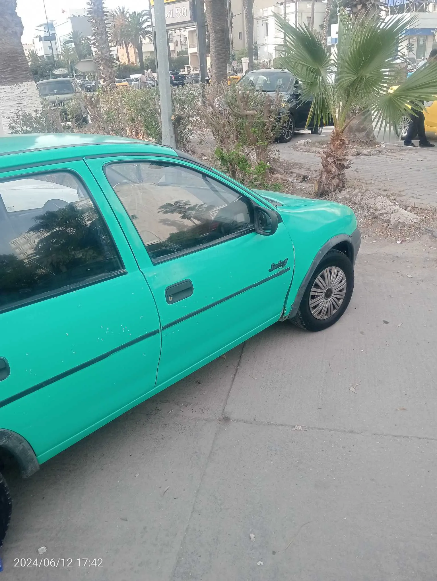  Opel corsa B à Tunis - Photo 2