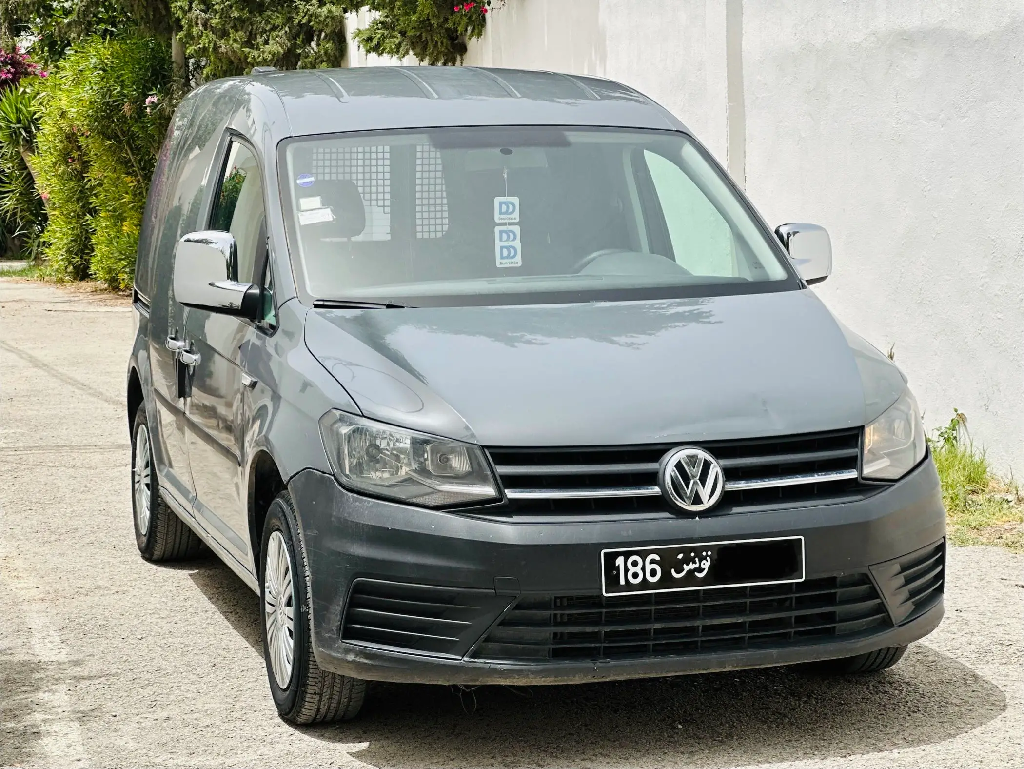  volkswagen Caddy 1.6 à Ariana - Photo 2