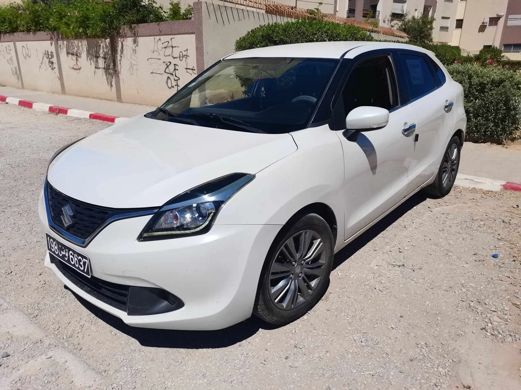  Suzuki baleno GLX BVA à Ariana - Photo 2