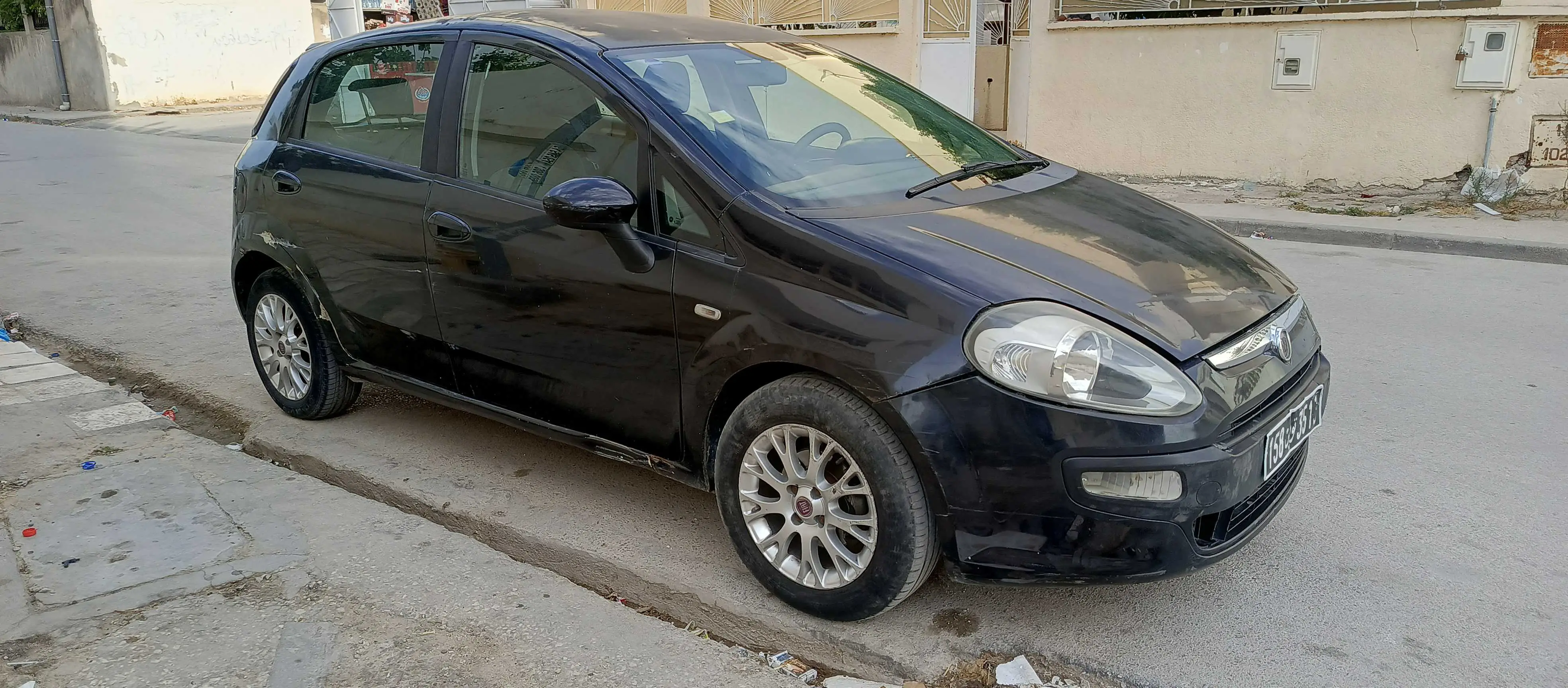  Grande Punto Evo à Ben Arous - Photo 2