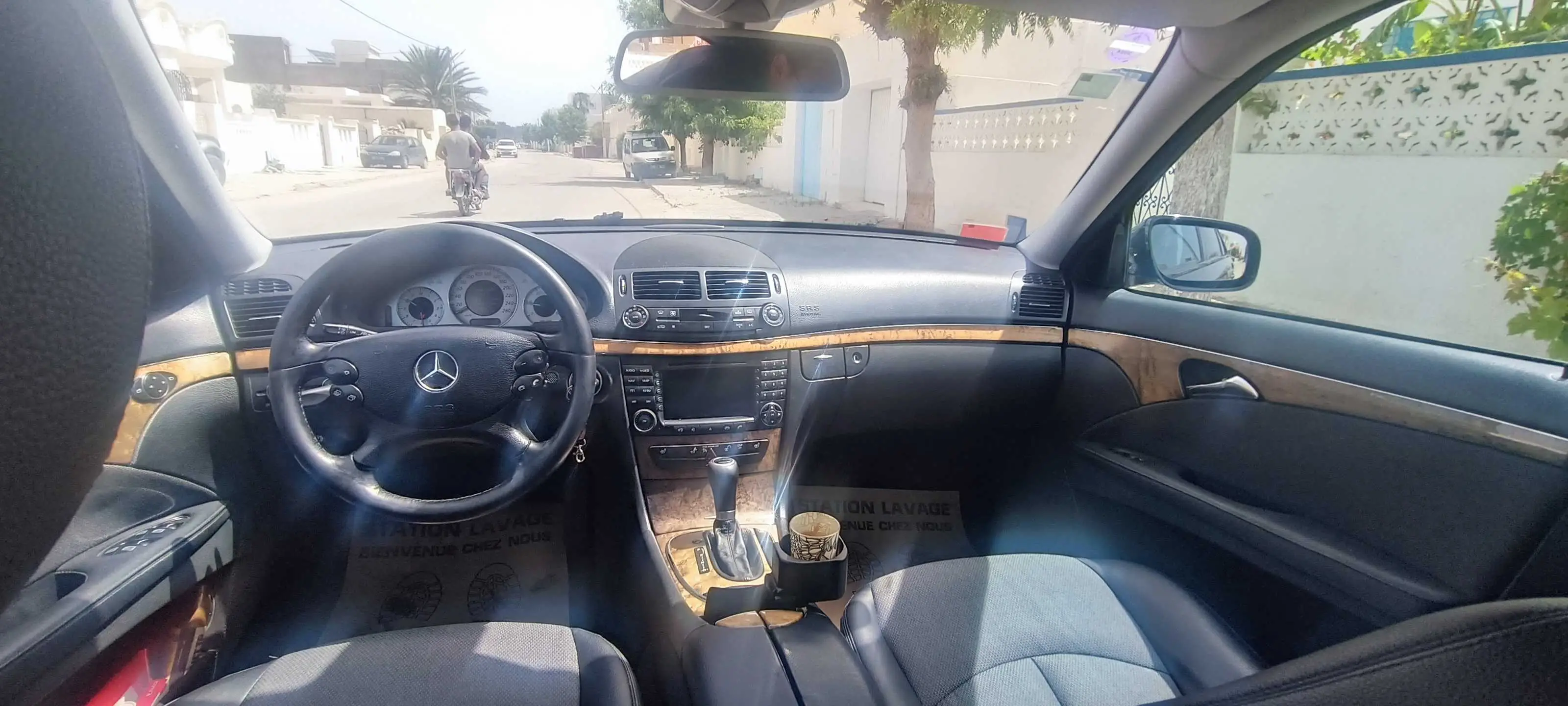  Mercedes w211 Classe E Restylée E220 Cdi phase 2 (OM646) boite auto en très bon état (Avantgarde) à Tunis - Photo 3