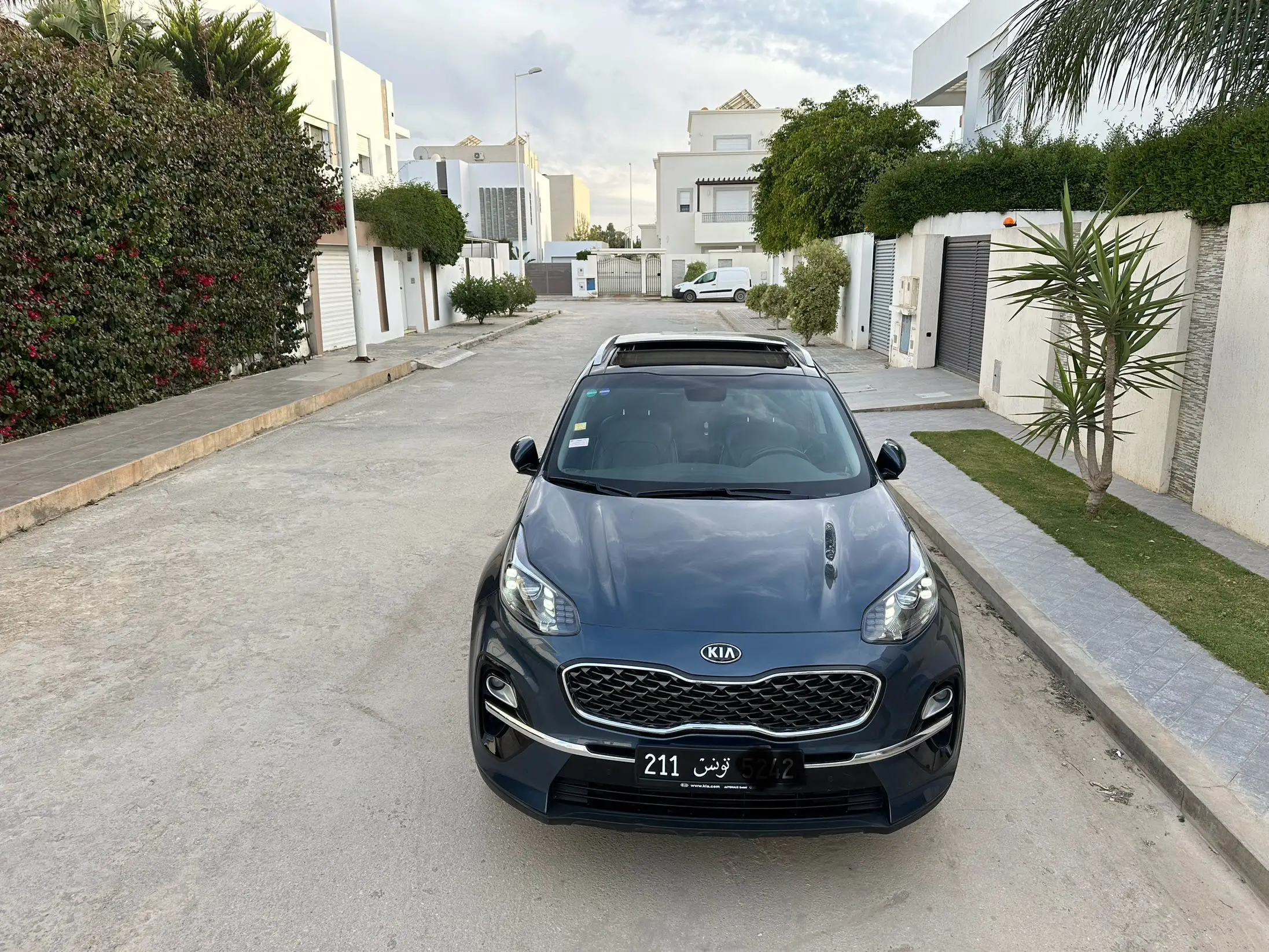  Kia sportage GDI restylé phase 2 premiere main à Ariana - Photo 2