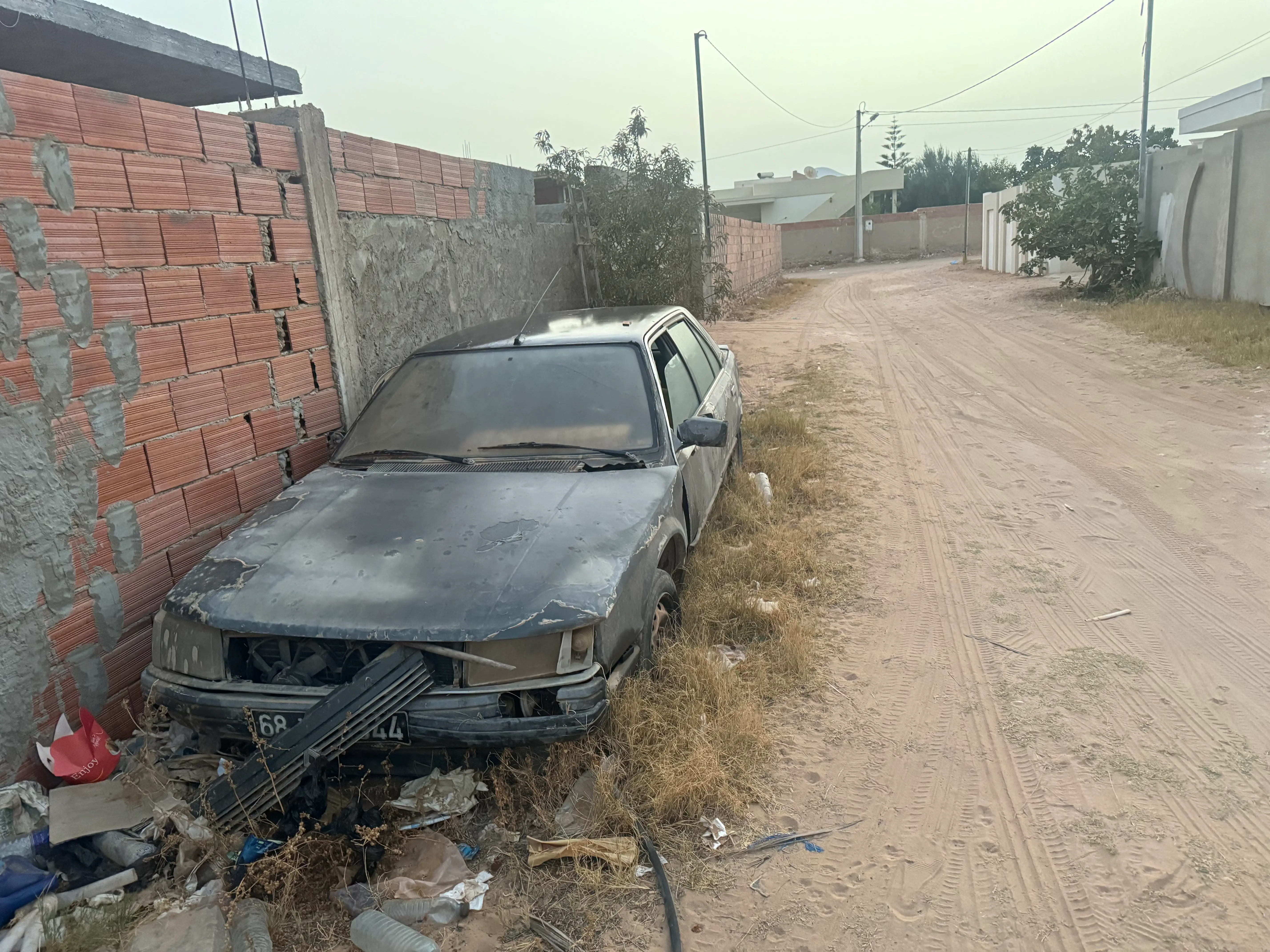 Voitures à Sfax - Photo 2