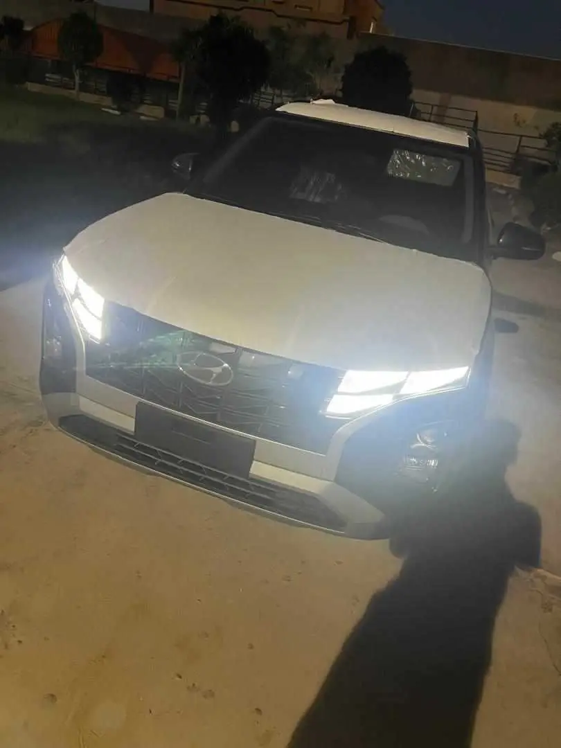  Hyundai creta 2024 à Tunis - Photo 2