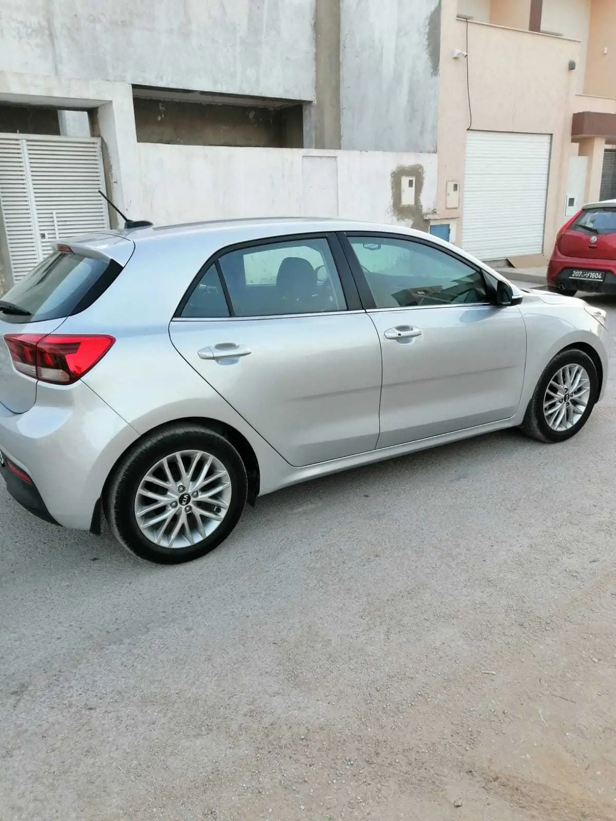  ????Kia Rio PRESTIGE ???? à Ben Arous - Photo 3