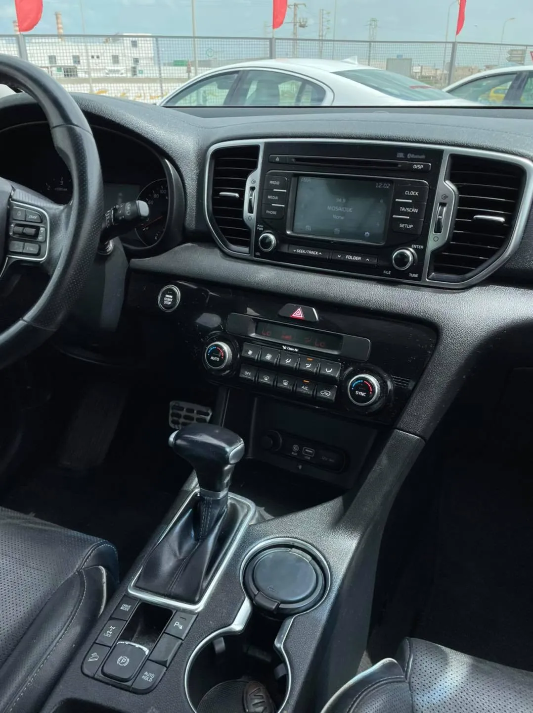  Kia sportage GTLine 2.0 4x4 à Tunis - Photo 3