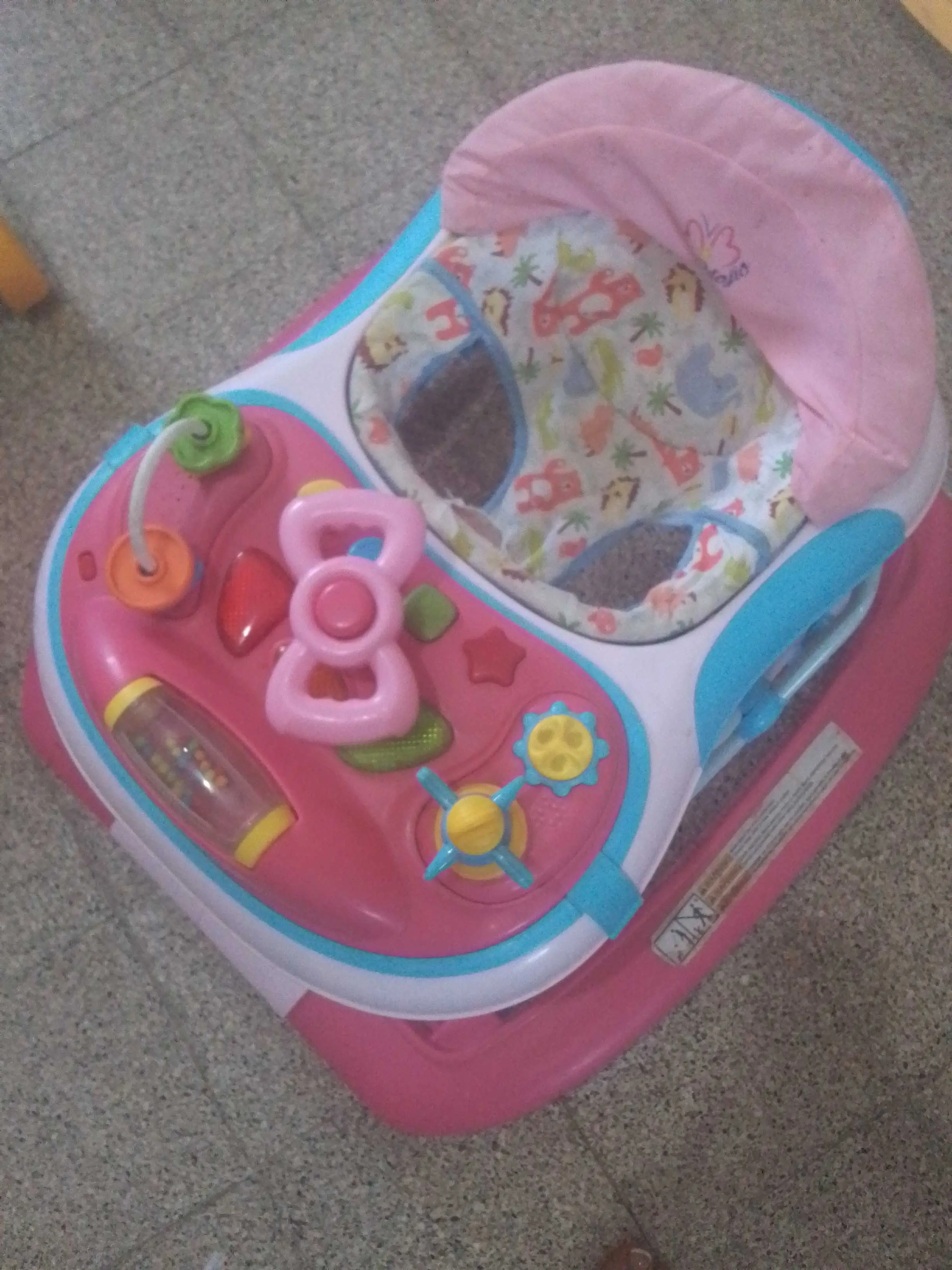  Trotteur bébé à Zaghouan - Photo 2