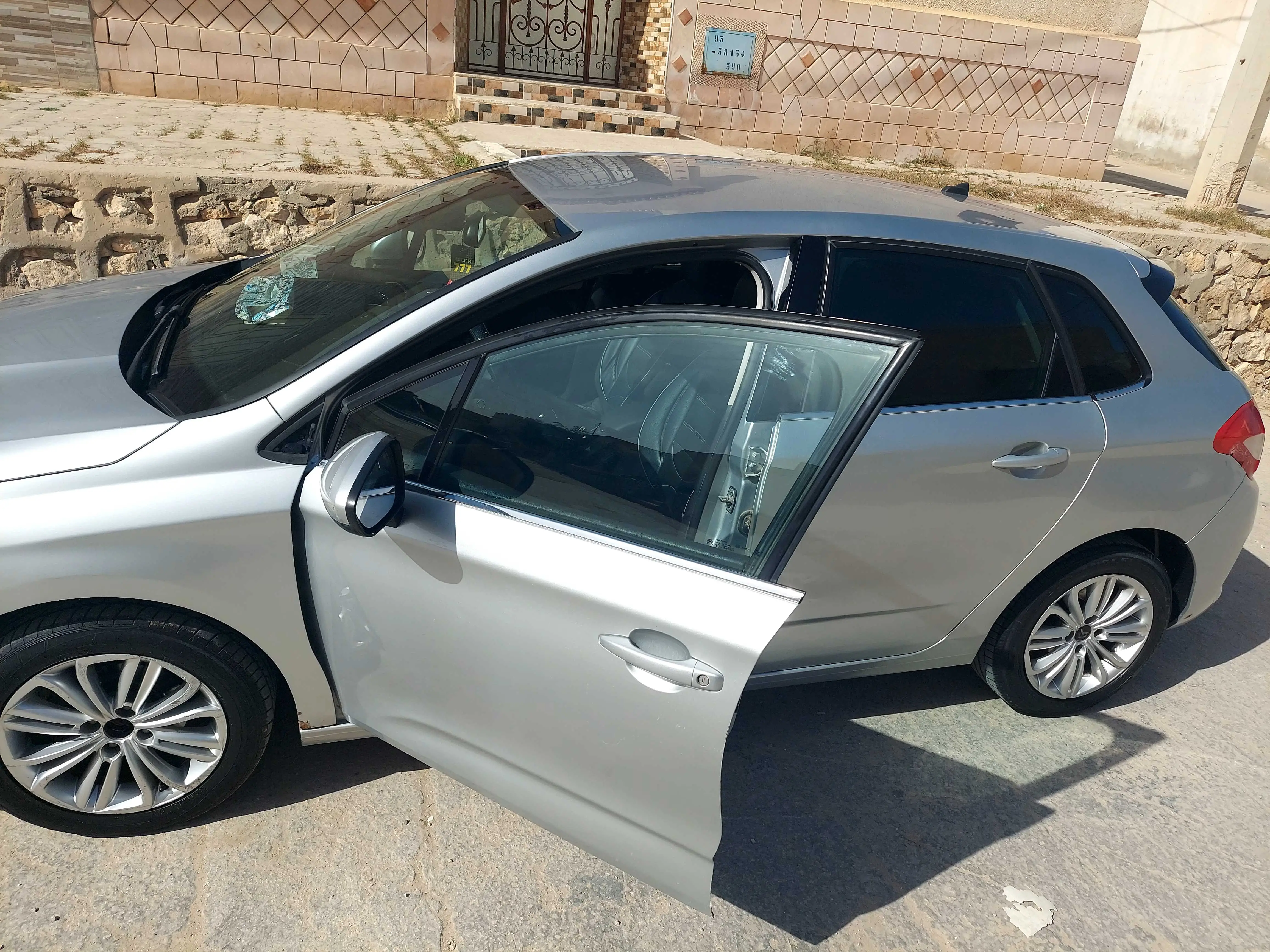  Citroen c4 en bon etat à gabes - Photo 3