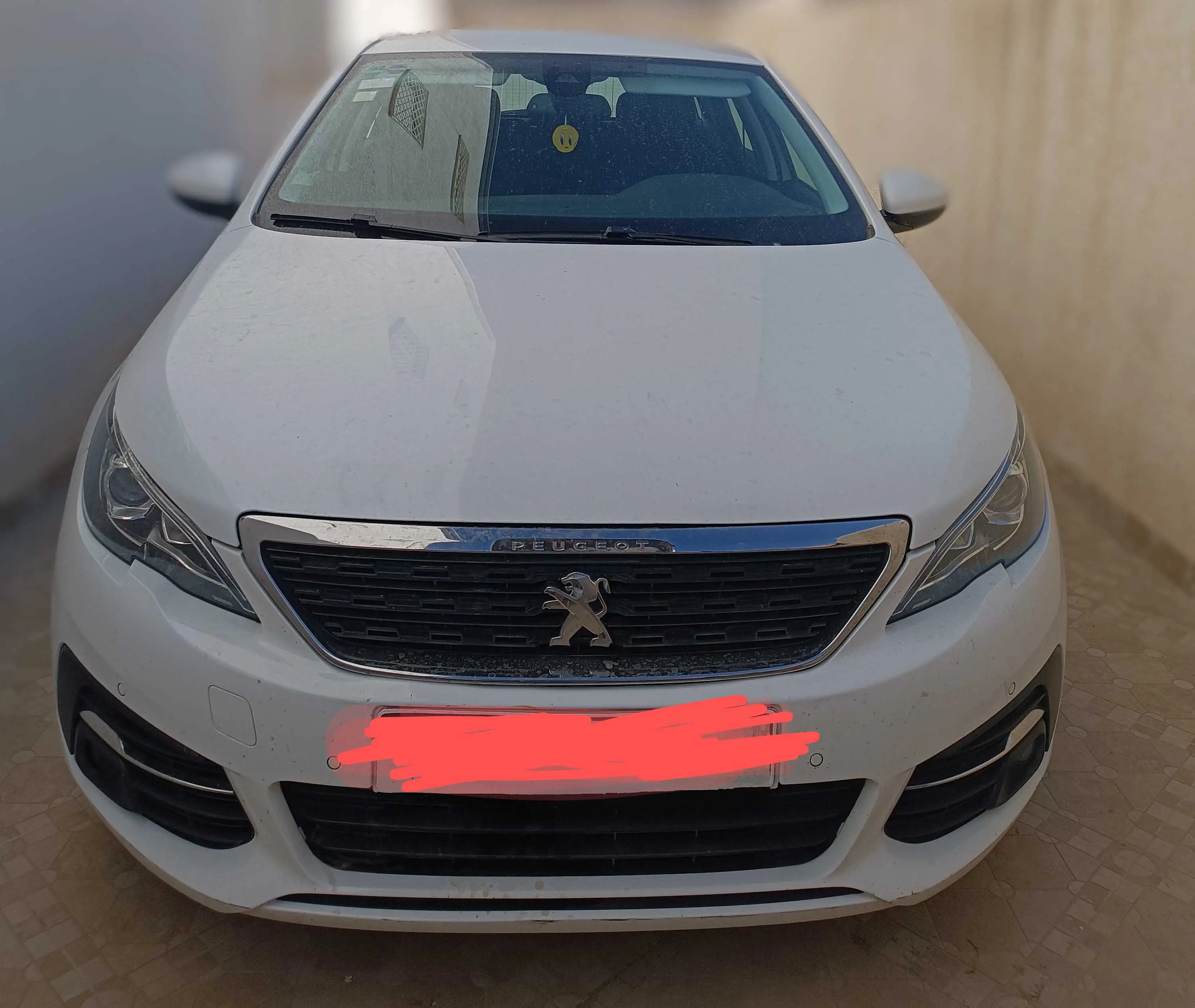  A Vendre 308 Peugeot fin 2008 tt options importée de France Montage européen 