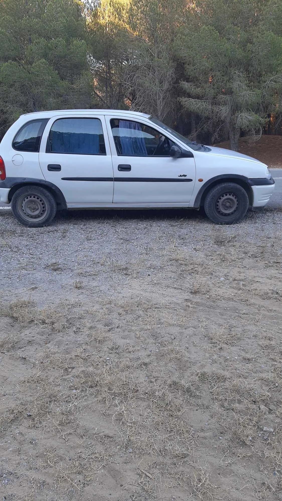  Opel corsa b à vendre à Jendouba - Photo 2