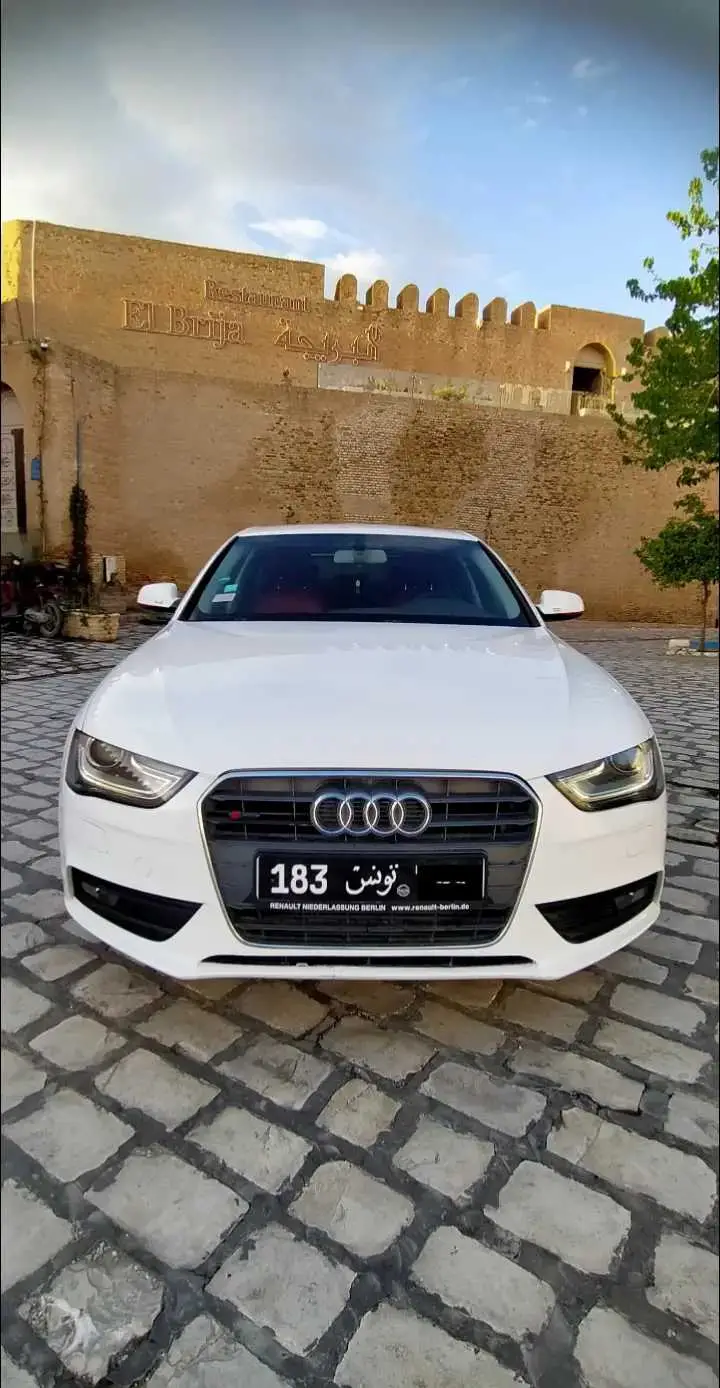  Audi A4 Essence à Ben Arous - Photo 2