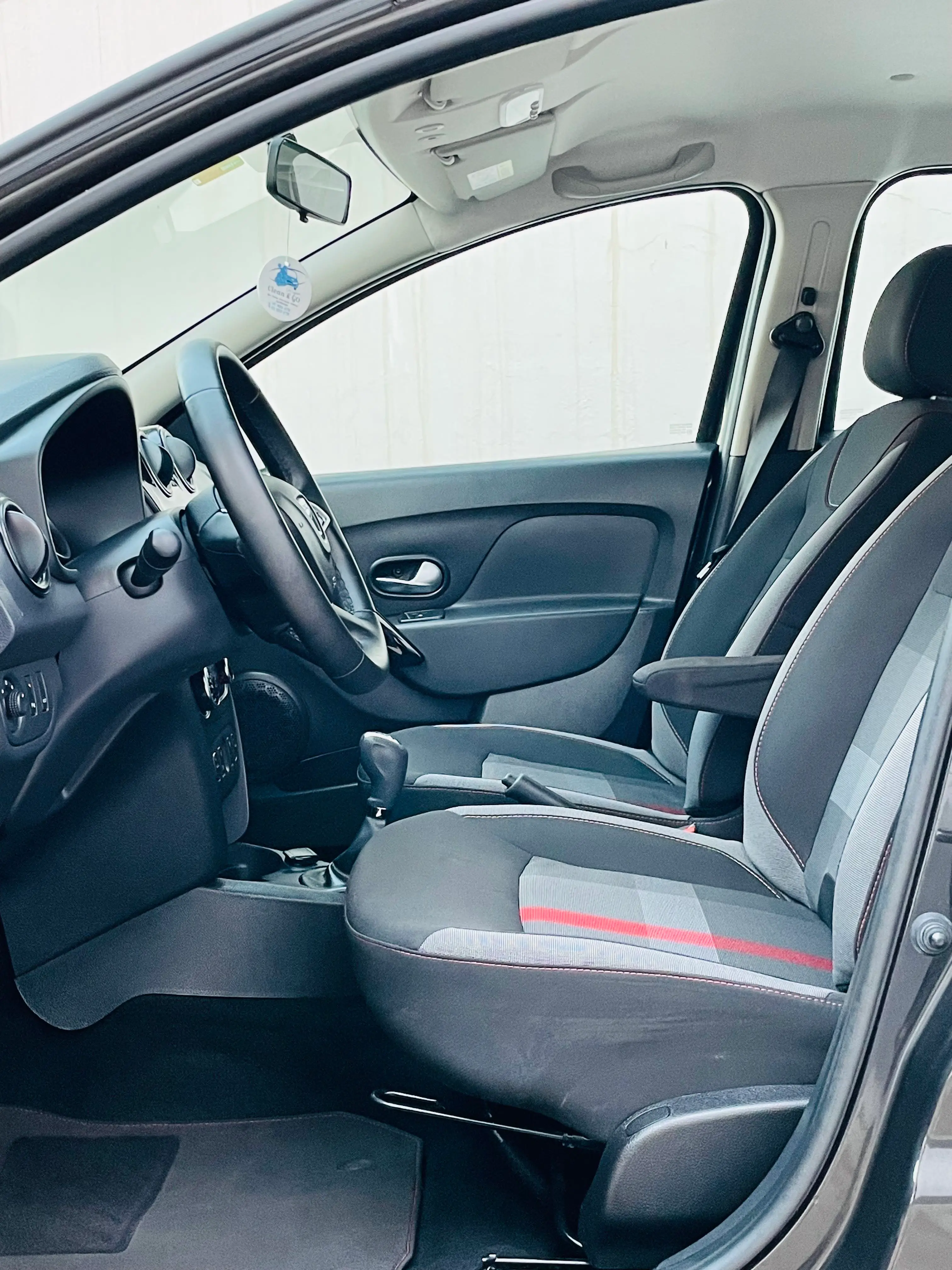  DACIA SANDERO STEPWAY BOITE AUTO à sousse - Photo 3