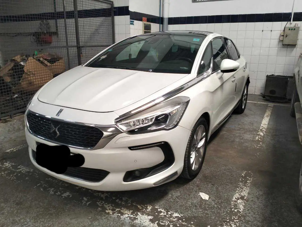  Avendre citroen c 4 essence T ô tel 58058698 