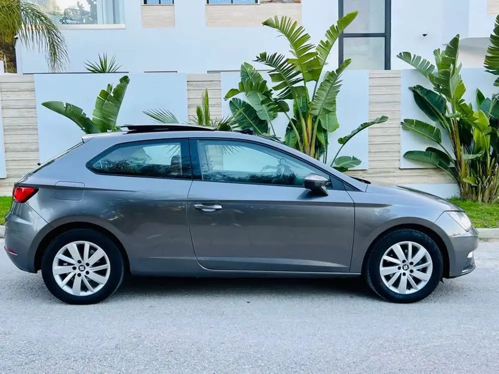  Seat Lèon coupé Tsi à Tunis - Photo 2