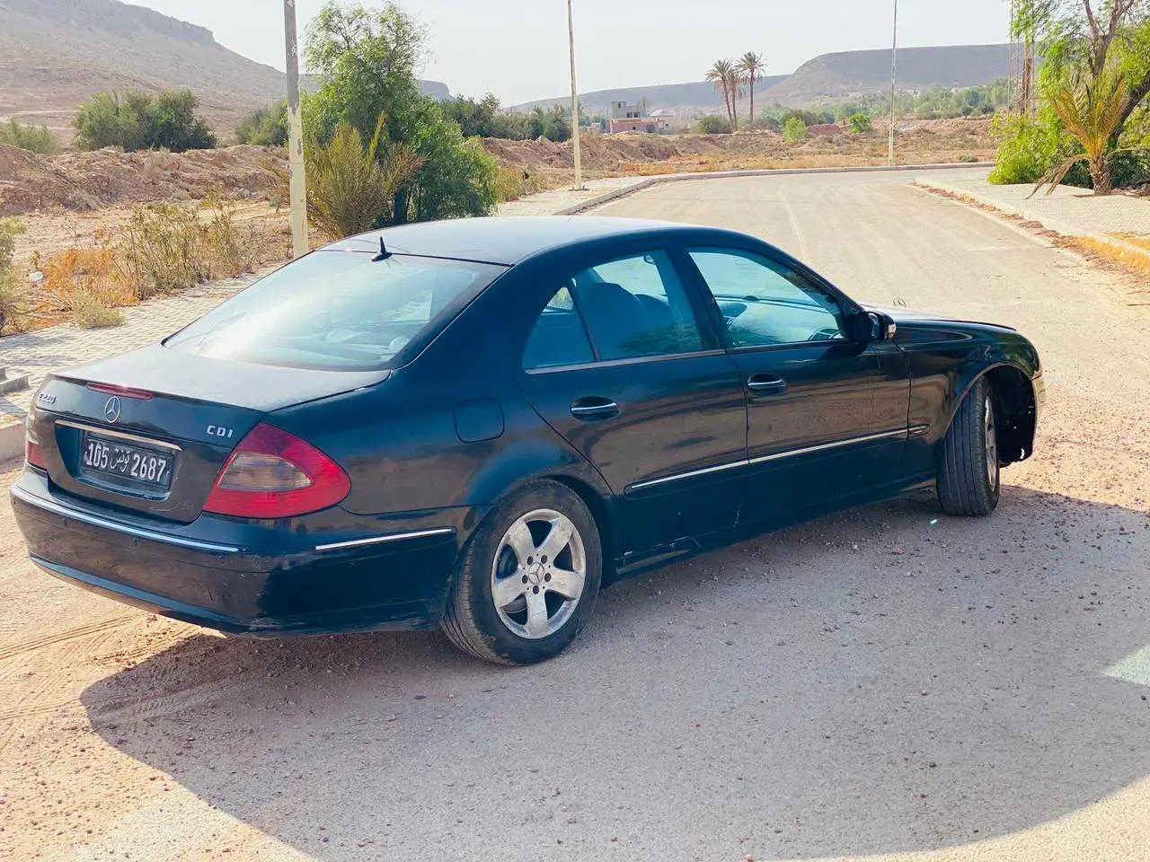  Mercedes e220 cdi w211 à Tataouine - Photo 2