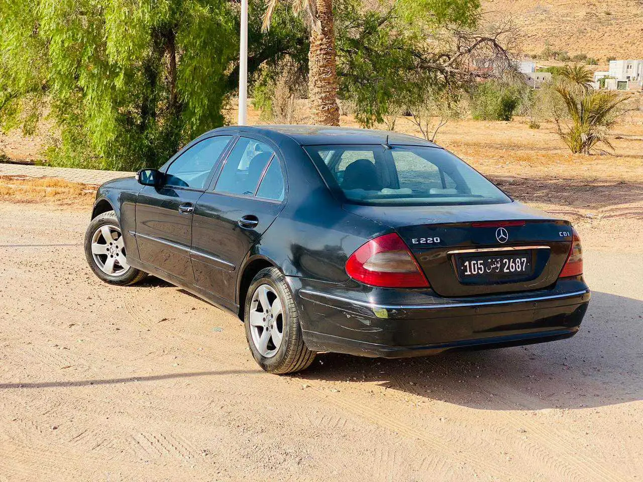  Mercedes e220 cdi w211 à Tataouine - Photo 3