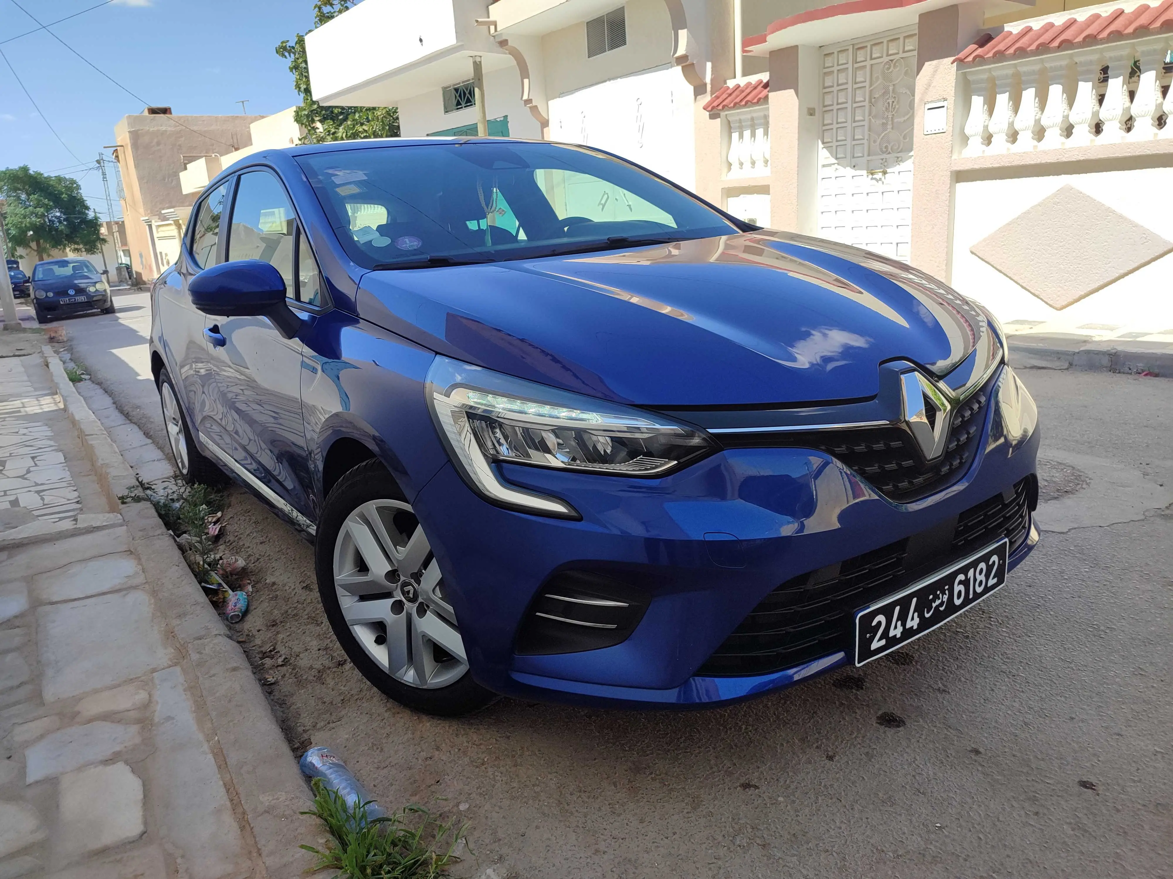  Clio 5 neuve à Kasserine - Photo 3