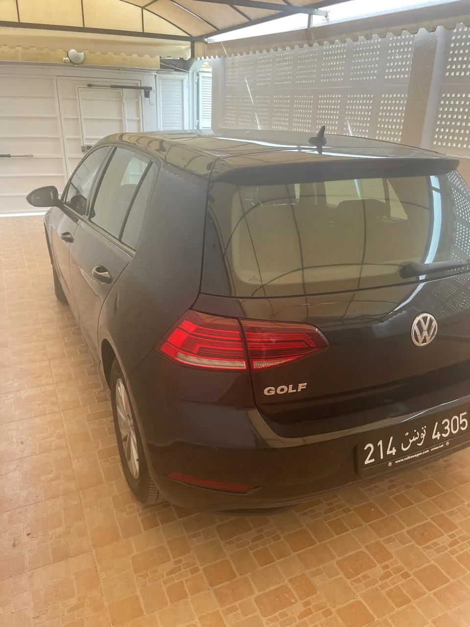  À Vendre : Volkswagen Golf 6 Essence à Ariana - Photo 2