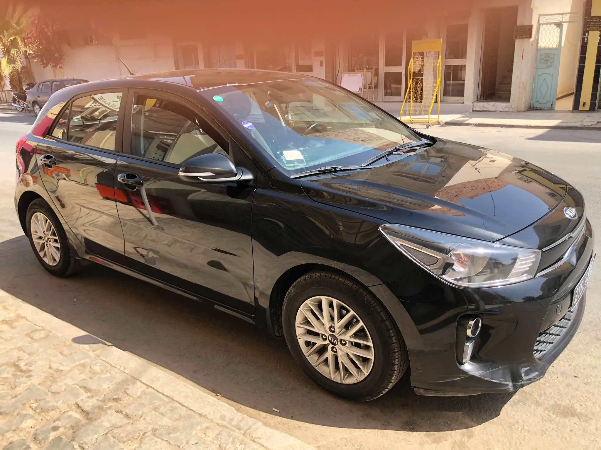  Kia Rio 5P 2020 à Gafsa - Photo 2