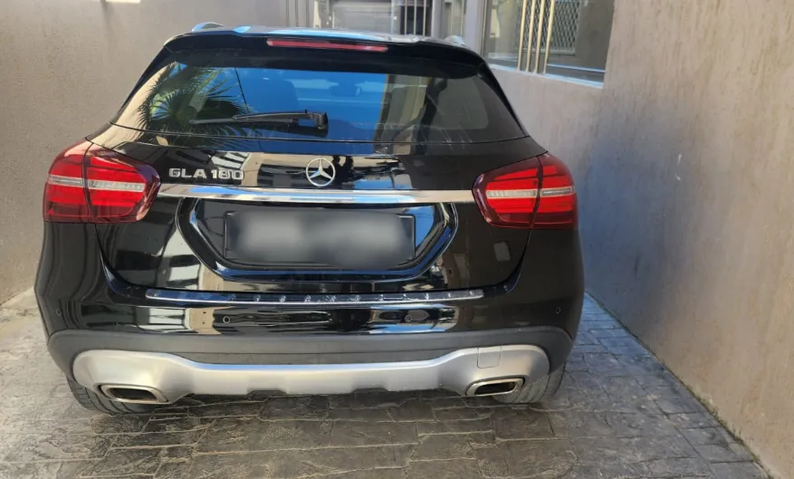  Mercedes GLA 2019 en Excellent État - Style et Performance à Saisir! à Ariana - Photo 2