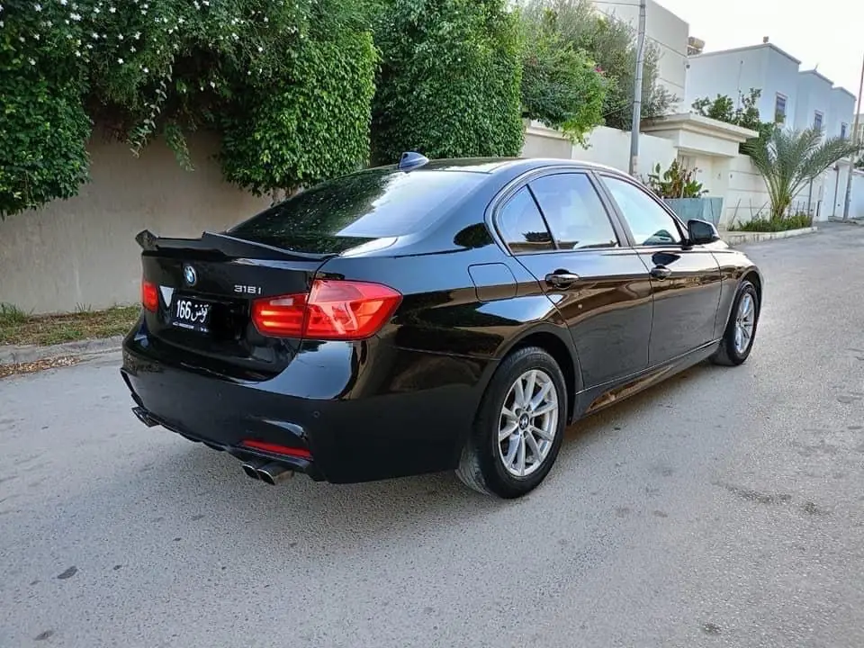  BMW f30 kit M???????? à Ariana - Photo 3