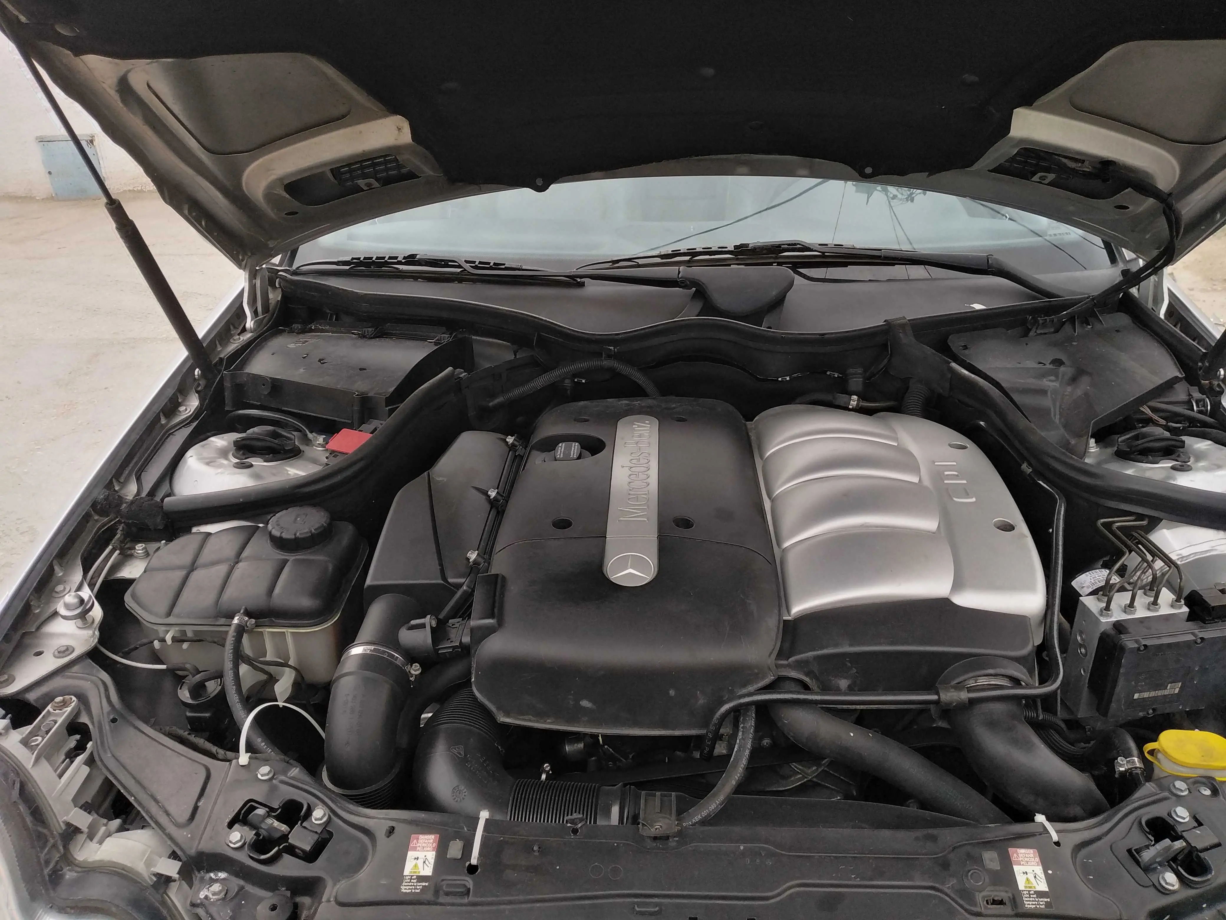  Avendre Mercedes c200 diesel tel 96415463 à Tunis - Photo 2