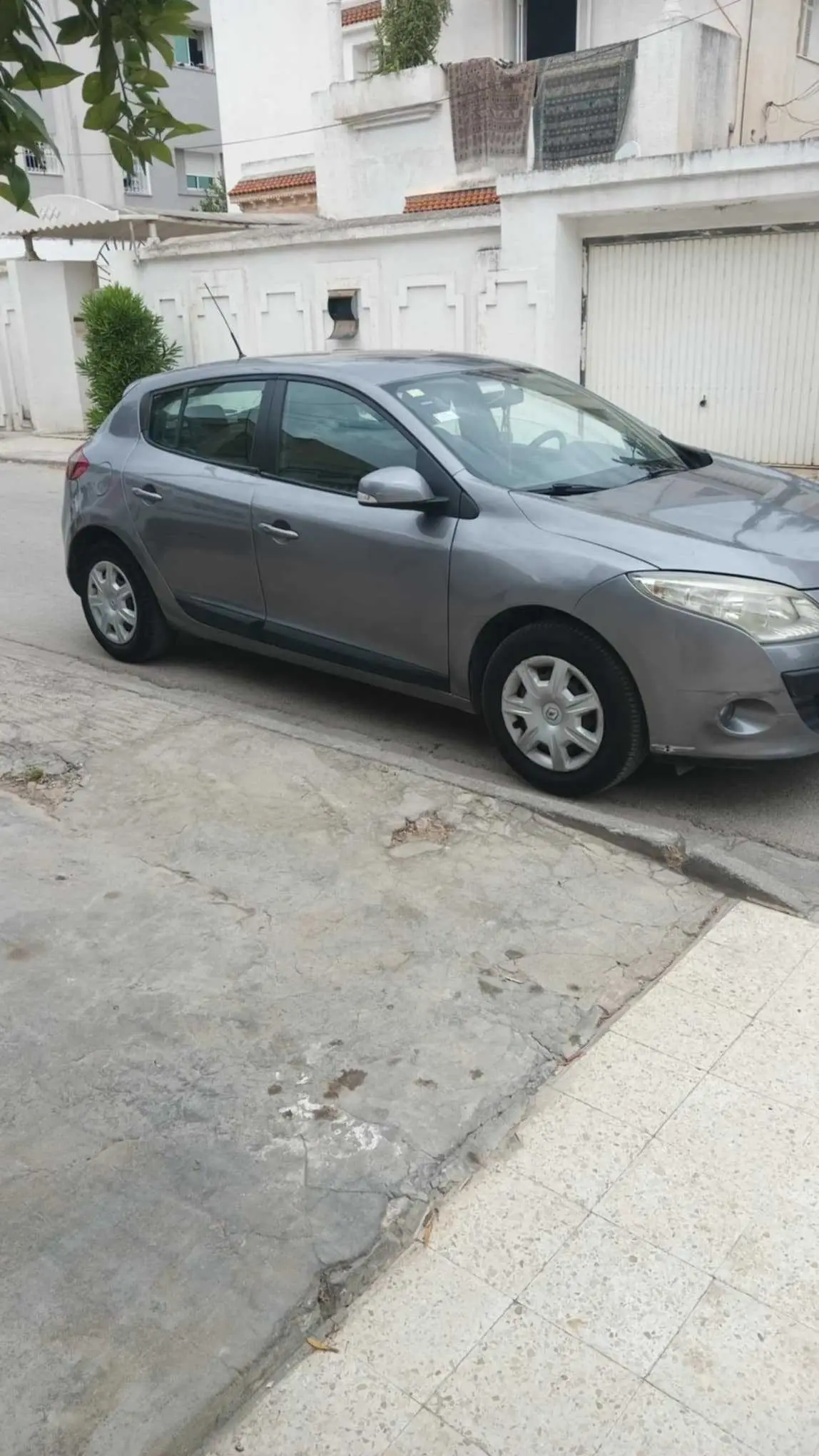 A Vendre 308 Peugeot fin 2008 tt options importée de France Montage européen 