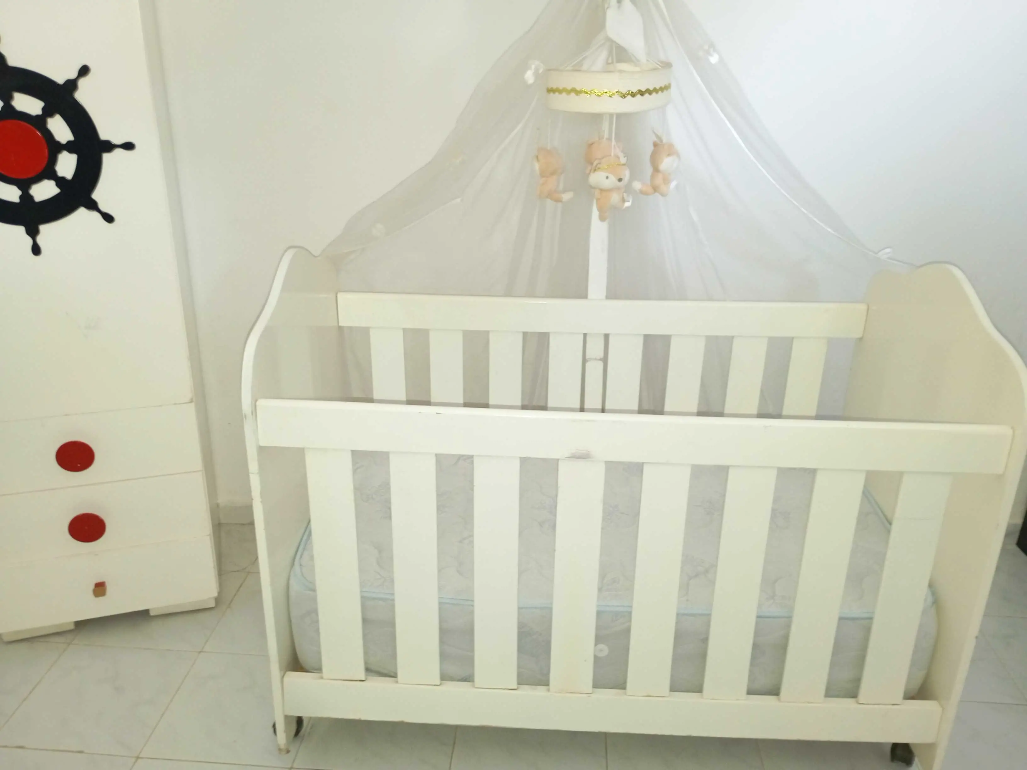  Chambre bébé avec matela et les accessoires à Ariana - Photo 3