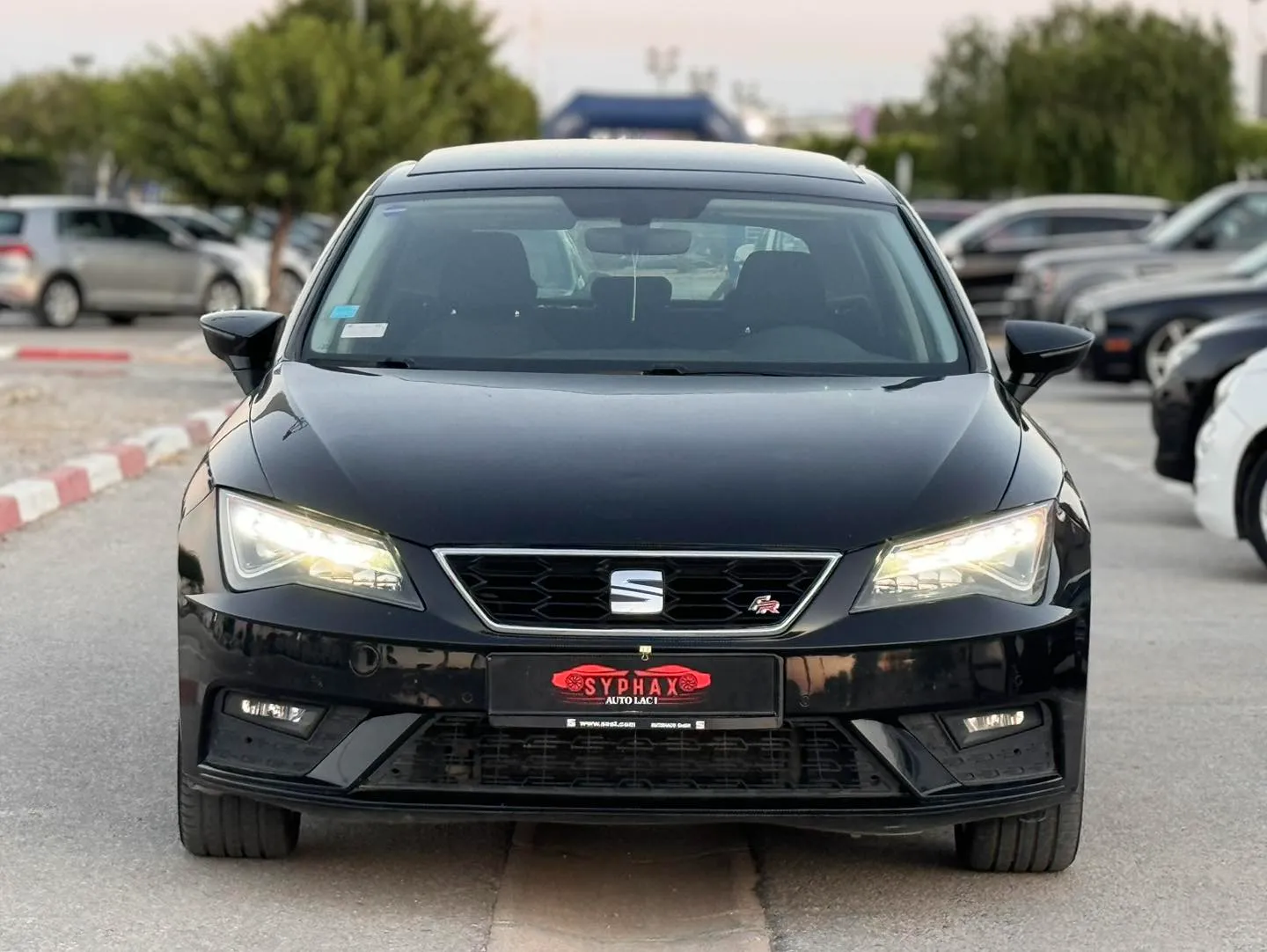  A Vendre 308 Peugeot fin 2008 tt options importée de France Montage européen 