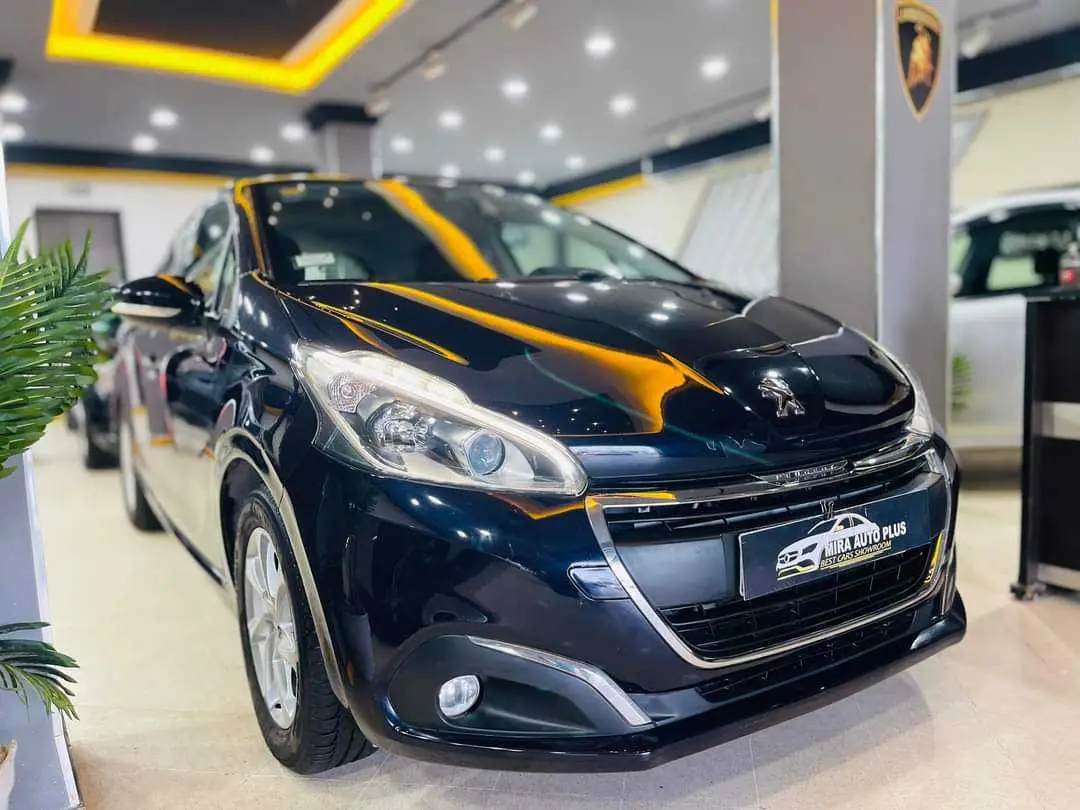  Peugeot 208 5 ch à Manouba - Photo 3