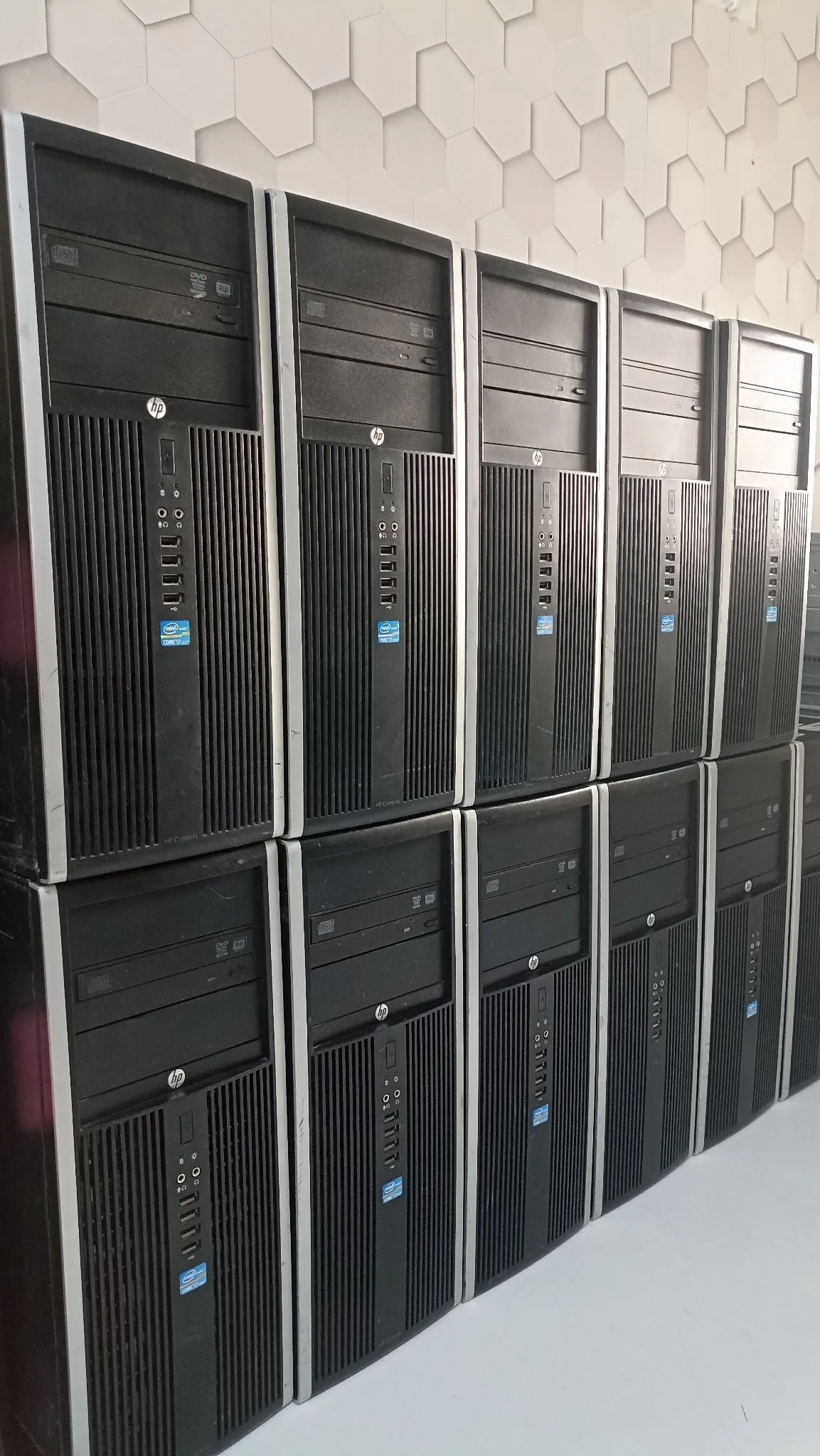  Des Unités HP i7/4G à Ariana - Photo 2