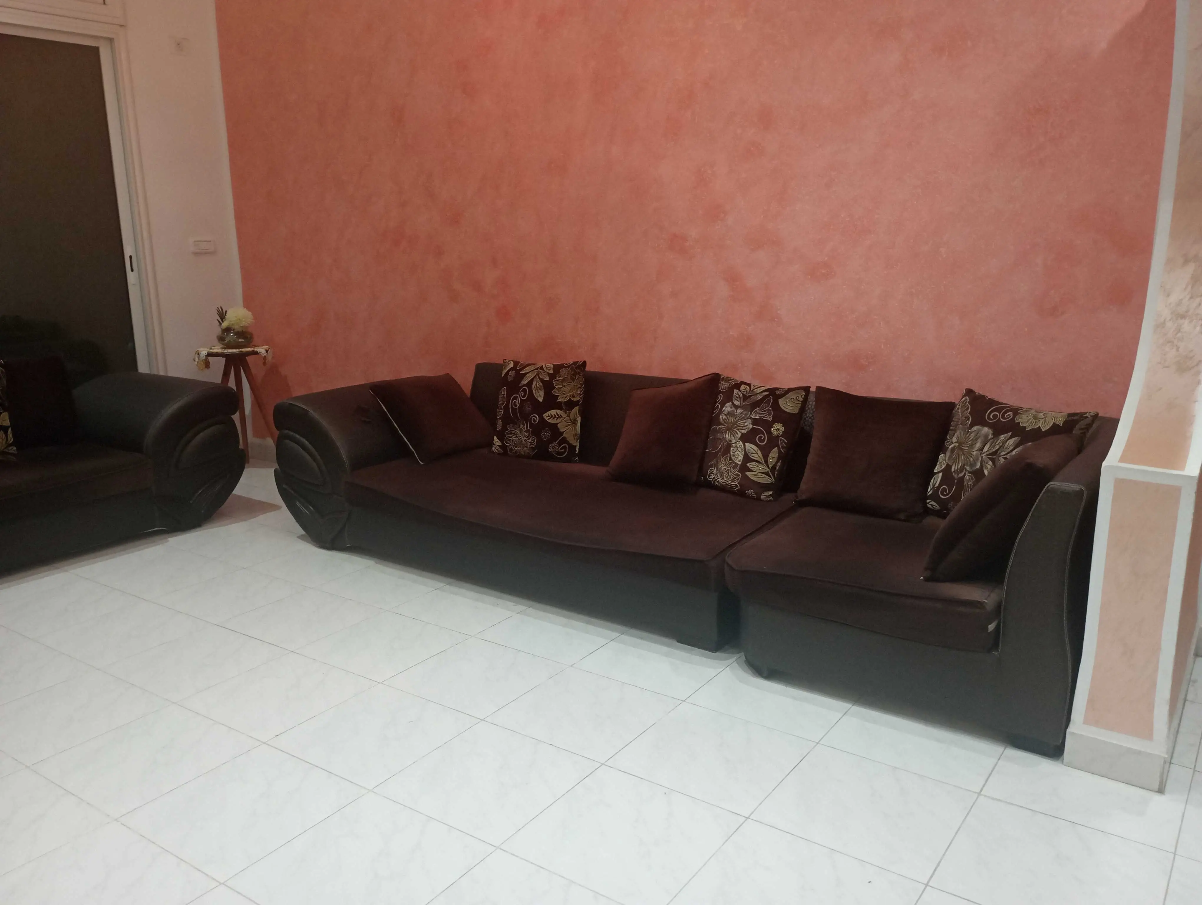  Salon en bon état (Kairouan) à Kairouan - Photo 2