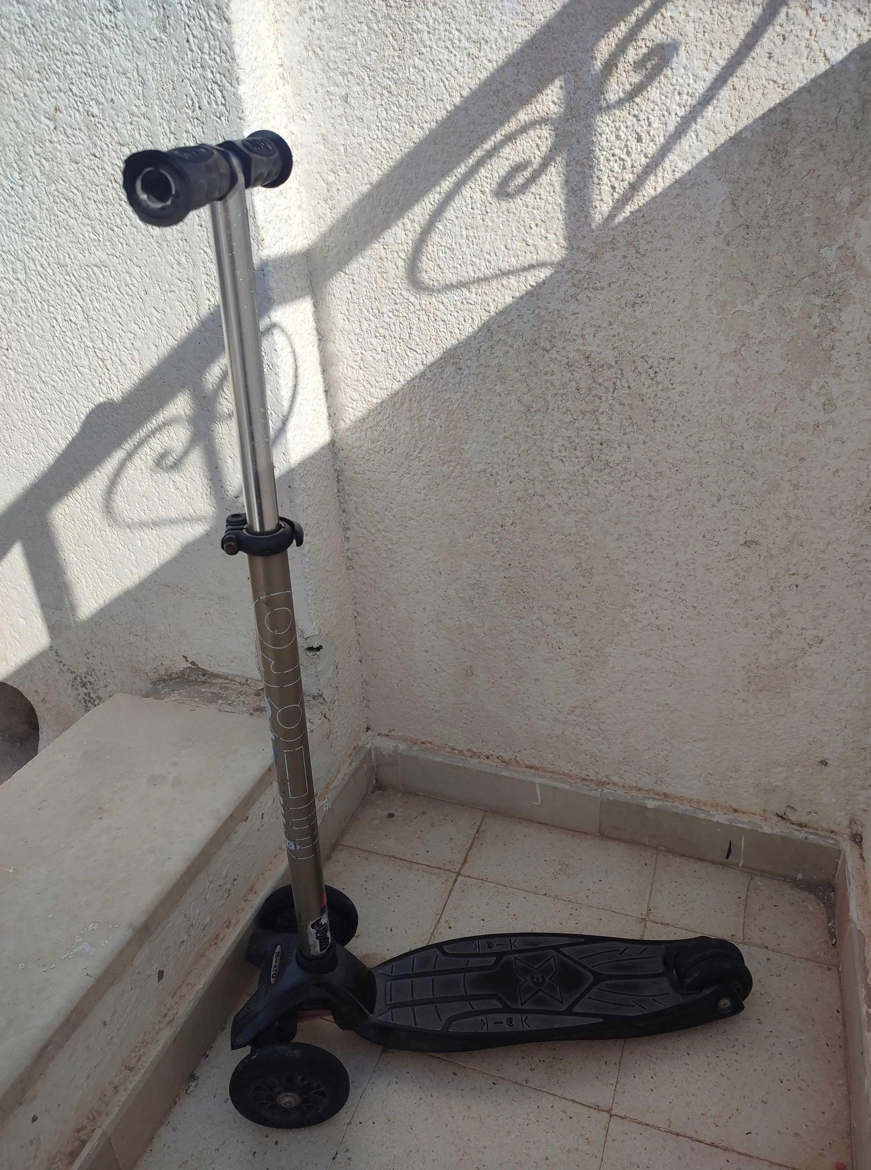  Trottinette à Tunis - Photo 3